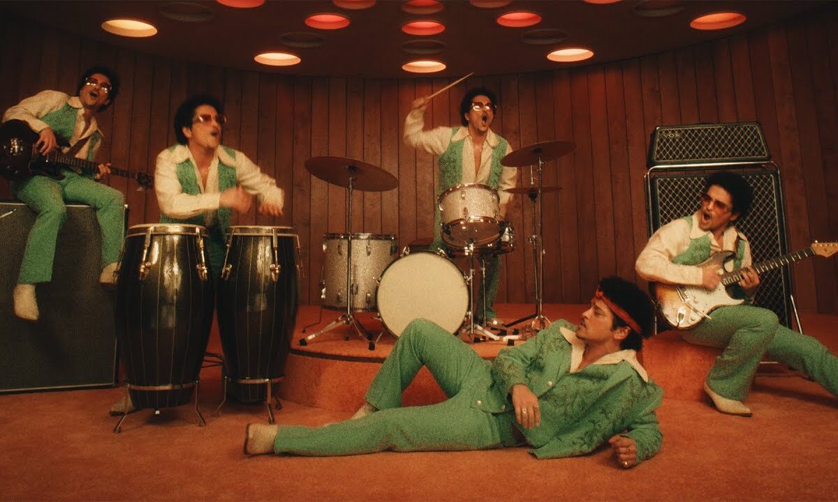 Bruno Mars – I Just Might